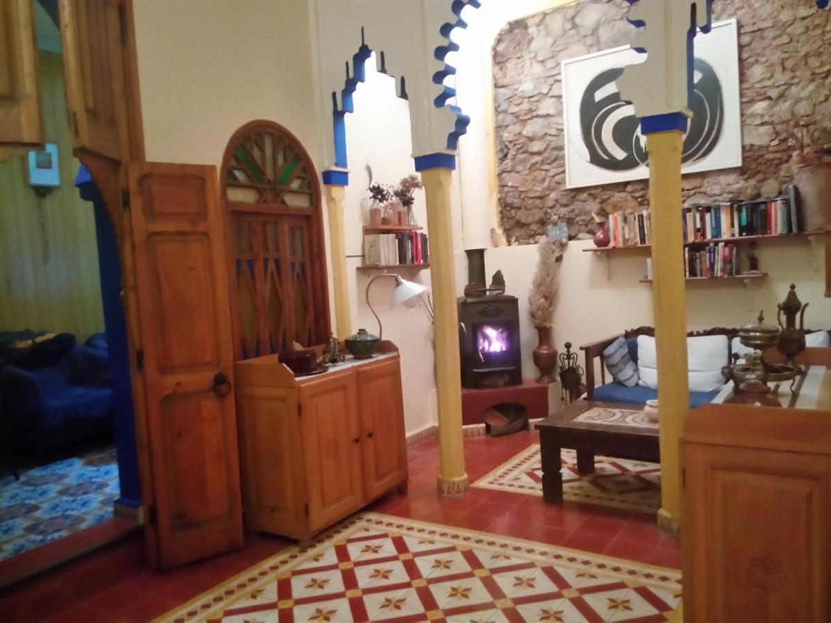 Hostal Gernika Xauen Exterior foto